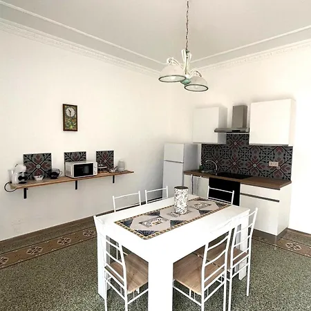 Сasa de vacaciones Casa Mari House Palermo